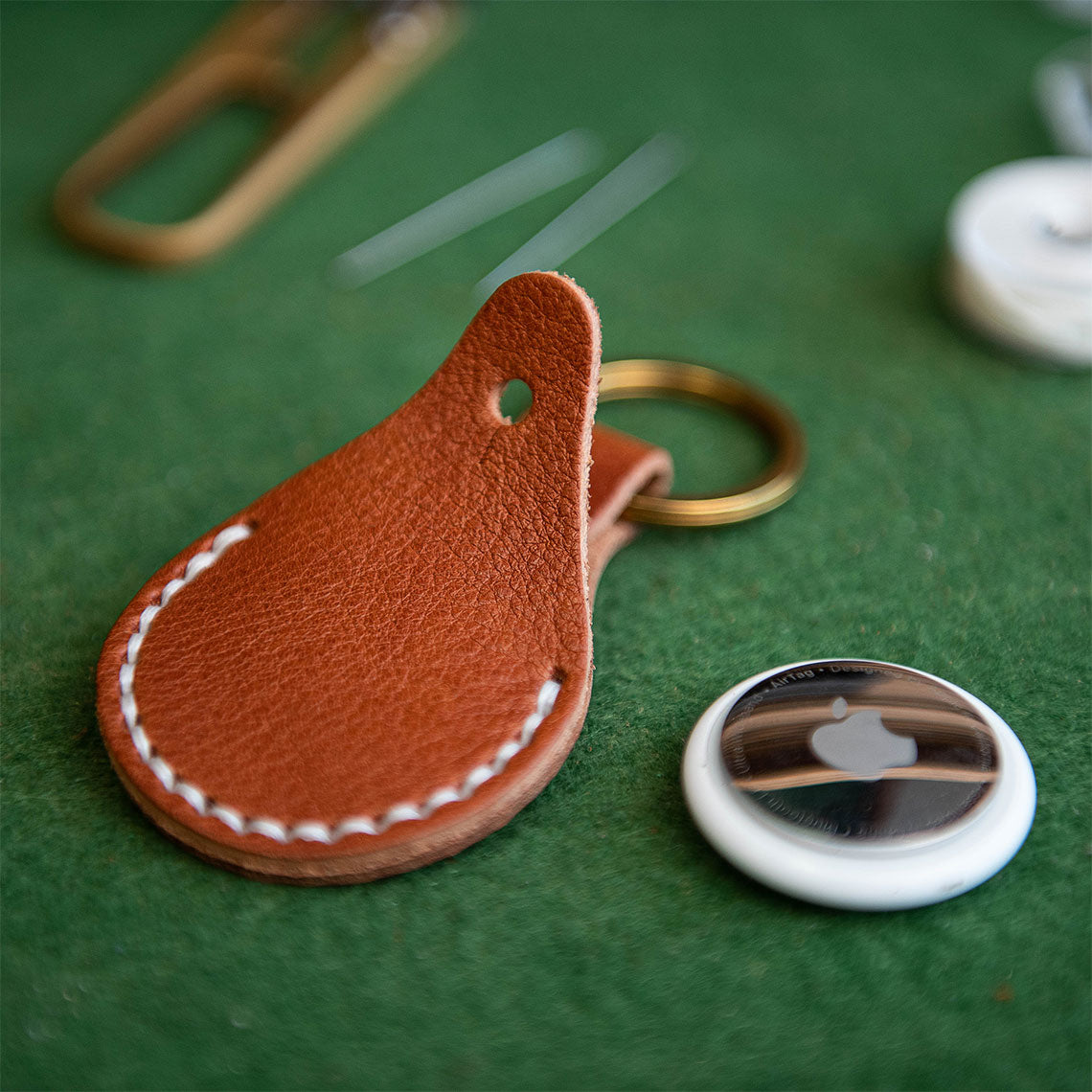 G8activist® Leather AirTag Keychain DIY Kit - Image 3