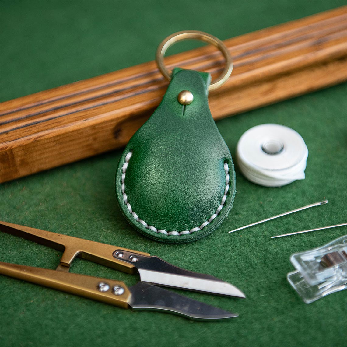 G8activist® Leather AirTag Keychain DIY Kit - Image 8