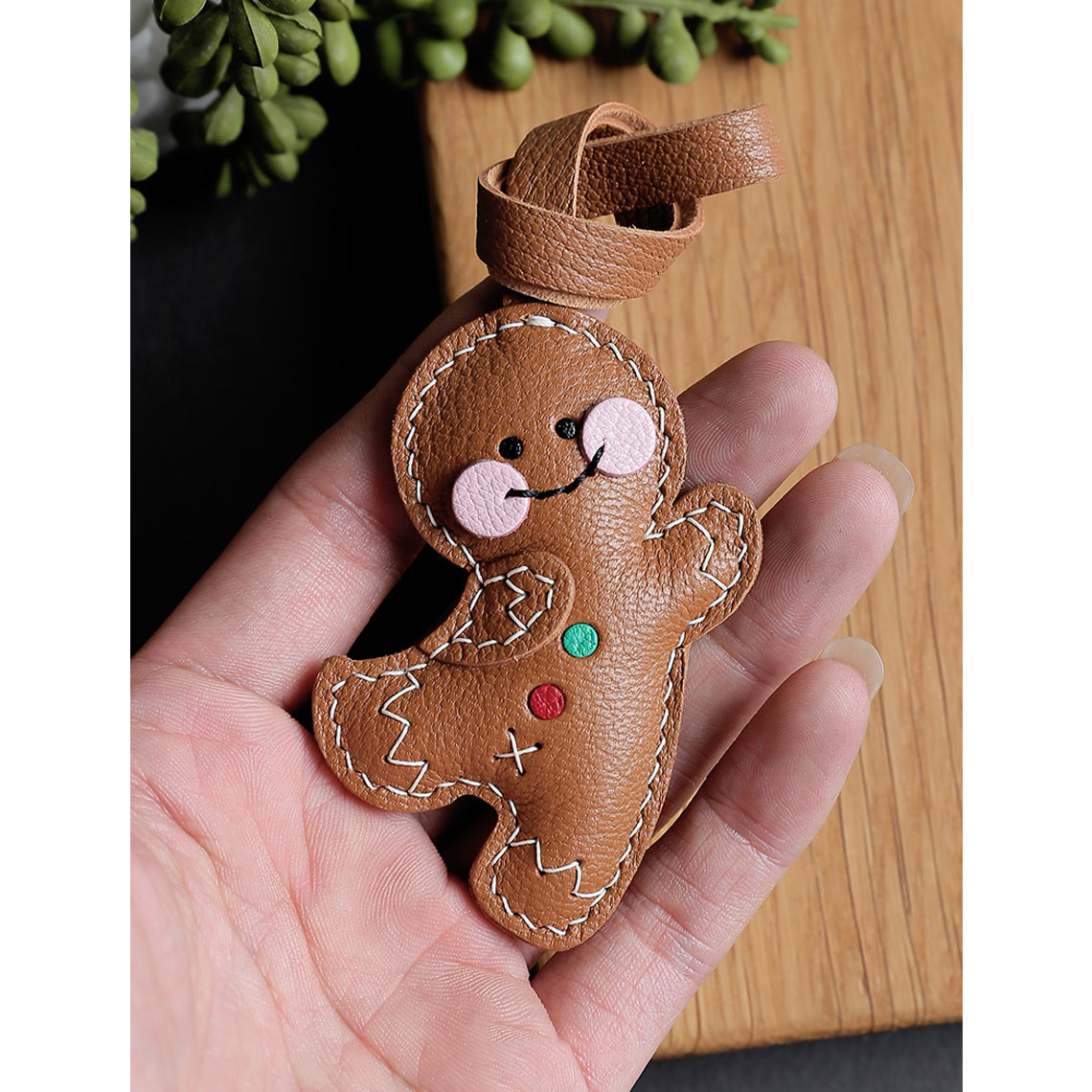 G8activist® Sheep Leather Christmas Gingerbread Charm DIY Kit - Image 2