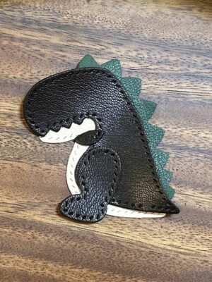 Diggsw® Leather Dinosaur Keychain DIY Kit