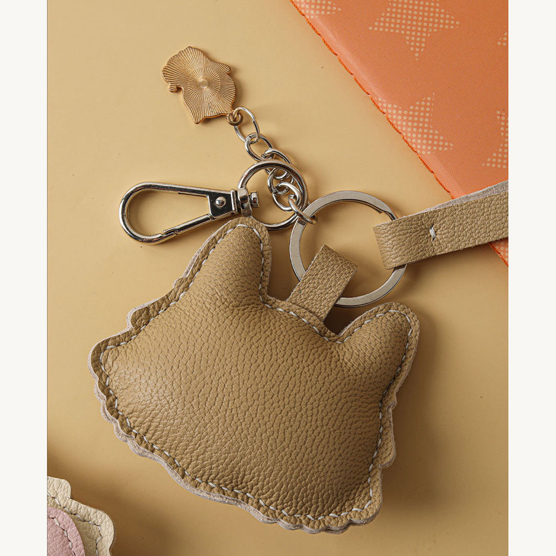 G8activist® Sheep Leather Little Cat Keychain DIY Kit - Image 2