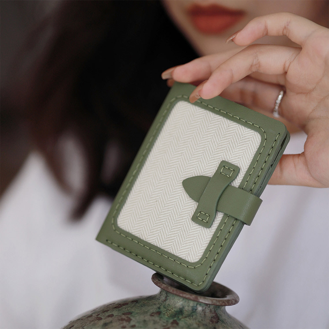 G8activist® Leather Dustbag Recycle Wallet DIY Kit - Image 10