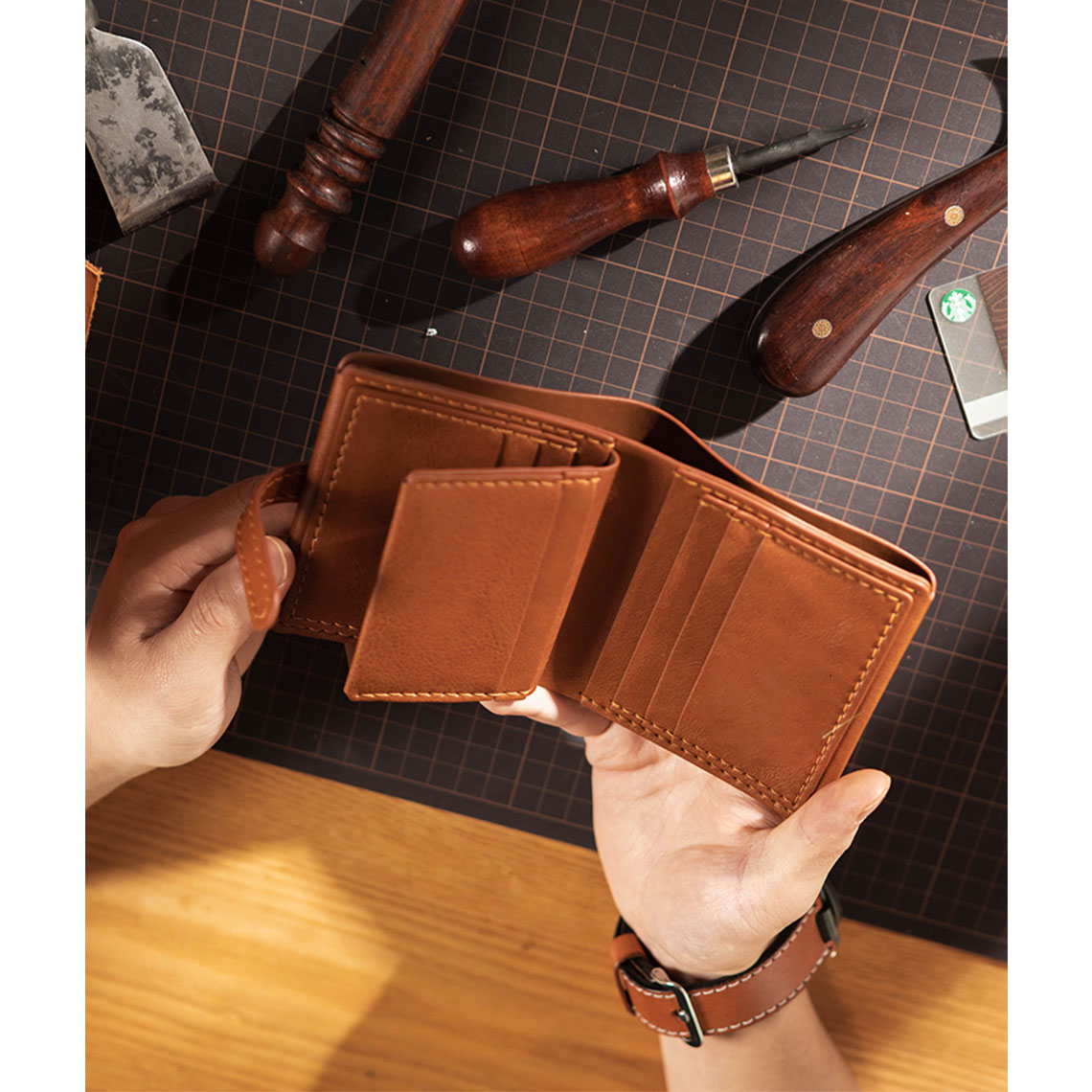 G8activist® Top Grain Leather Men Wallet With Picture Window DIY Kit - Image 2